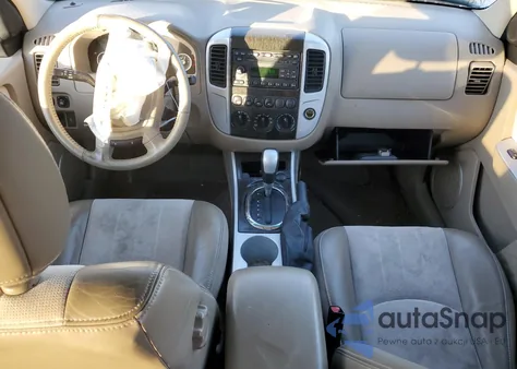 2005 Mercury Mariner z USA, uszkodzony, nr VIN 4M2CU57155DJ08282